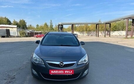 Opel Astra J, 2010 год, 750 000 рублей, 5 фотография