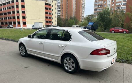 Skoda Superb III рестайлинг, 2011 год, 890 000 рублей, 2 фотография