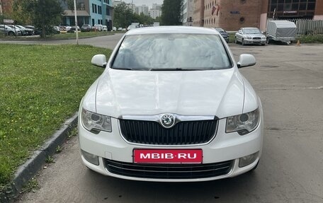 Skoda Superb III рестайлинг, 2011 год, 890 000 рублей, 3 фотография