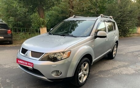 Mitsubishi Outlander III рестайлинг 3, 2007 год, 850 000 рублей, 4 фотография