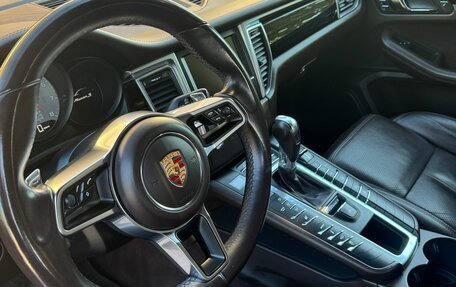 Porsche Macan I рестайлинг, 2014 год, 3 180 000 рублей, 10 фотография