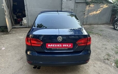 Volkswagen Jetta VI, 2013 год, 1 250 000 рублей, 3 фотография