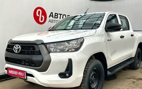 Toyota Hilux VIII, 2022 год, 5 190 000 рублей, 1 фотография