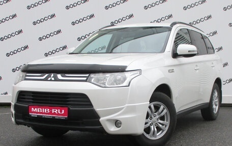 Mitsubishi Outlander III рестайлинг 3, 2013 год, 1 699 000 рублей, 1 фотография