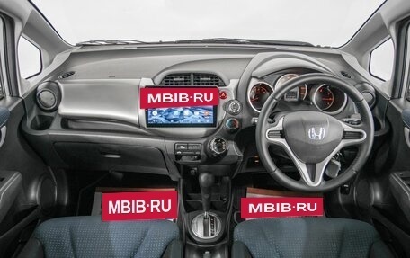 Honda Fit III, 2009 год, 968 000 рублей, 7 фотография