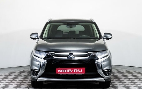 Mitsubishi Outlander III рестайлинг 3, 2017 год, 2 449 000 рублей, 2 фотография