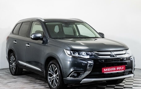 Mitsubishi Outlander III рестайлинг 3, 2017 год, 2 449 000 рублей, 3 фотография