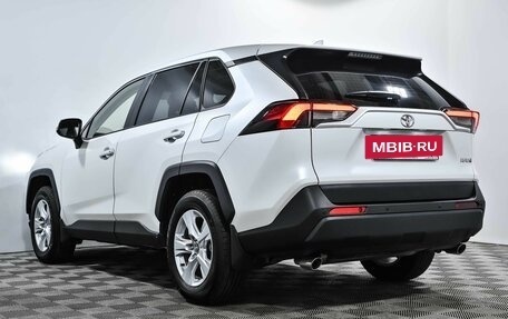 Toyota RAV4, 2023 год, 3 690 000 рублей, 7 фотография