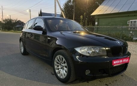 BMW 1 серия, 2008 год, 850 000 рублей, 3 фотография