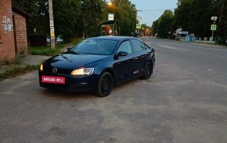 Volkswagen Jetta VI, 2012 год, 1 150 000 рублей, 2 фотография