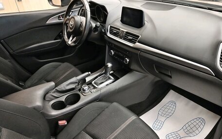 Mazda 3, 2018 год, 1 499 000 рублей, 14 фотография