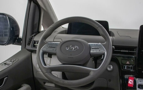 Hyundai Staria, 2022 год, 6 300 000 рублей, 14 фотография