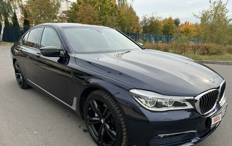 BMW 7 серия, 2016 год, 4 100 000 рублей, 3 фотография