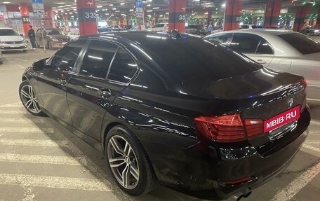 BMW 5 серия, 2014 год, 2 390 000 рублей, 3 фотография