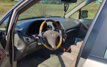 Lexus RX IV рестайлинг, 2002 год, 890 000 рублей, 6 фотография