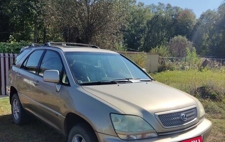 Lexus RX IV рестайлинг, 2002 год, 890 000 рублей, 4 фотография