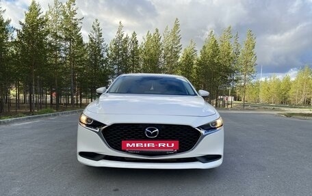 Mazda 3, 2019 год, 2 000 000 рублей, 2 фотография