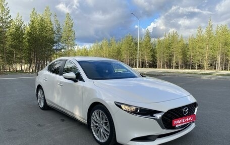 Mazda 3, 2019 год, 2 000 000 рублей, 8 фотография