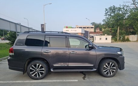 Toyota Land Cruiser 200, 2019 год, 9 700 000 рублей, 3 фотография