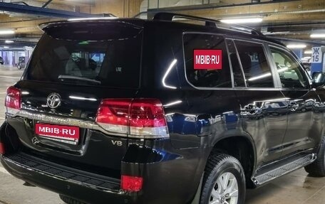 Toyota Land Cruiser 200, 2019 год, 9 300 000 рублей, 3 фотография