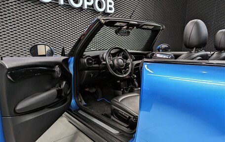 MINI Cabrio, 2018 год, 1 850 000 рублей, 23 фотография