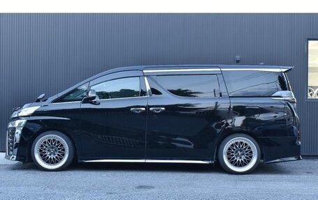 Toyota Vellfire II, 2020 год, 3 500 000 рублей, 3 фотография