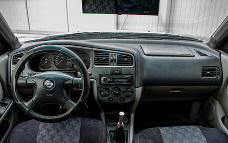 Nissan Primera II рестайлинг, 2001 год, 310 000 рублей, 13 фотография