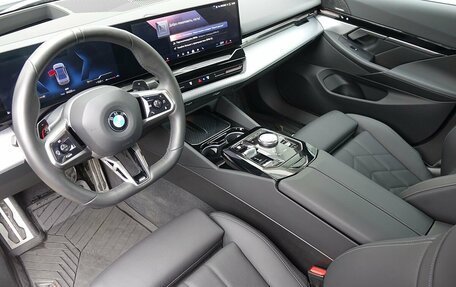 BMW 5 серия, 2023 год, 10 300 000 рублей, 7 фотография