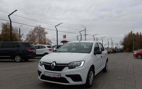 Renault Logan II, 2018 год, 899 000 рублей, 3 фотография