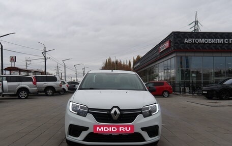 Renault Logan II, 2018 год, 899 000 рублей, 5 фотография