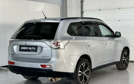 Mitsubishi Outlander III рестайлинг 3, 2013 год, 1 719 000 рублей, 4 фотография