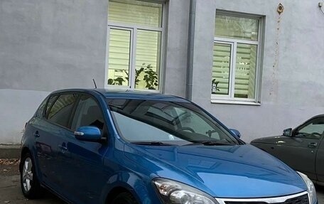 KIA cee'd I рестайлинг, 2010 год, 750 000 рублей, 1 фотография