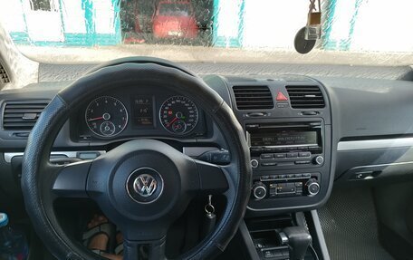 Volkswagen Jetta VI, 2010 год, 760 000 рублей, 3 фотография