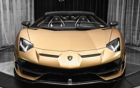 Lamborghini Aventador I рестайлинг, 2021 год, 93 836 024 рублей, 2 фотография