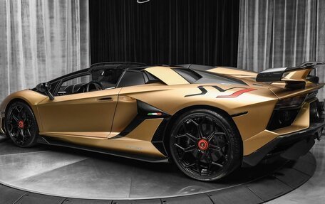 Lamborghini Aventador I рестайлинг, 2021 год, 93 836 024 рублей, 4 фотография