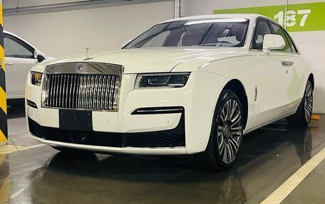 Rolls-Royce Ghost Series II рестайлинг, 2021 год, 47 000 000 рублей, 3 фотография