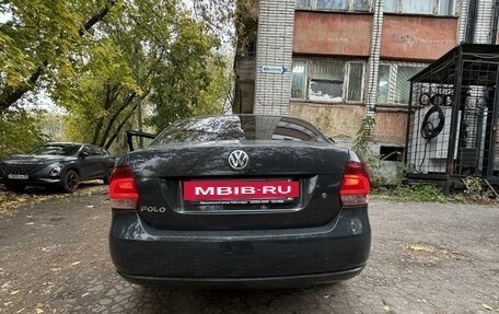 Volkswagen Polo VI (EU Market), 2013 год, 850 000 рублей, 2 фотография