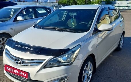 Hyundai Solaris II рестайлинг, 2015 год, 1 150 000 рублей, 8 фотография