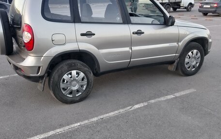 Chevrolet Niva I рестайлинг, 2012 год, 660 000 рублей, 10 фотография