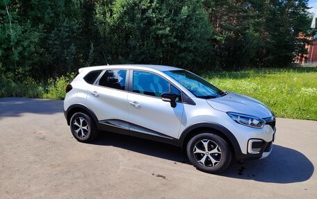 Renault Kaptur I рестайлинг, 2019 год, 2 250 000 рублей, 26 фотография