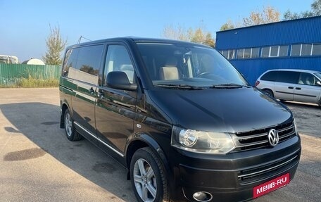 Volkswagen Multivan T5, 2011 год, 2 800 000 рублей, 3 фотография