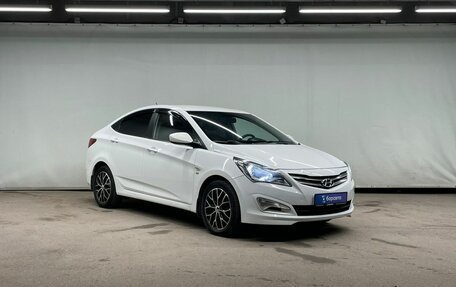 Hyundai Solaris II рестайлинг, 2015 год, 1 280 000 рублей, 2 фотография