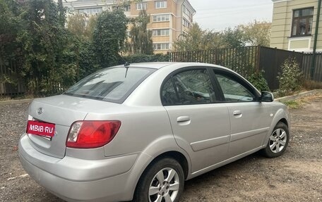 KIA Rio II, 2006 год, 440 000 рублей, 3 фотография