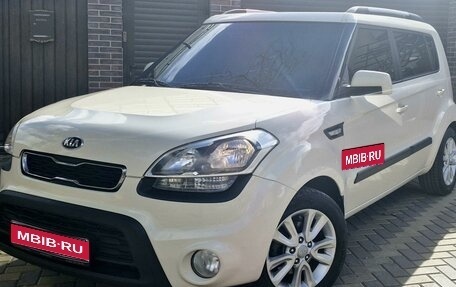 KIA Soul II рестайлинг, 2013 год, 1 200 000 рублей, 1 фотография