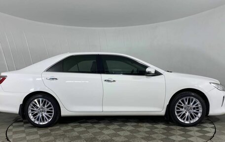 Toyota Camry, 2016 год, 2 250 000 рублей, 4 фотография