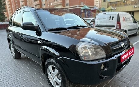 Hyundai Tucson III, 2004 год, 850 000 рублей, 3 фотография