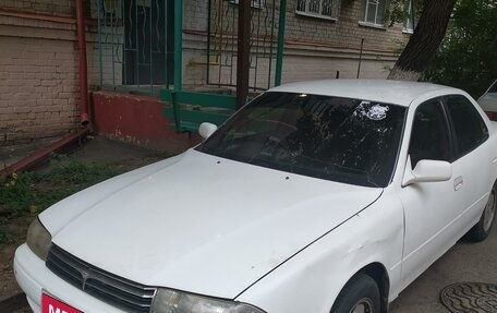 Toyota Camry, 1992 год, 220 000 рублей, 1 фотография