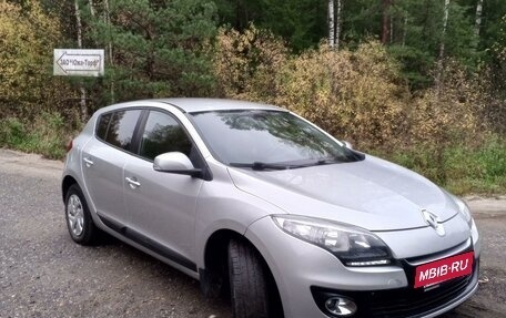 Renault Megane III, 2012 год, 950 000 рублей, 2 фотография