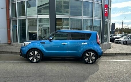 KIA Soul II рестайлинг, 2018 год, 2 050 000 рублей, 3 фотография