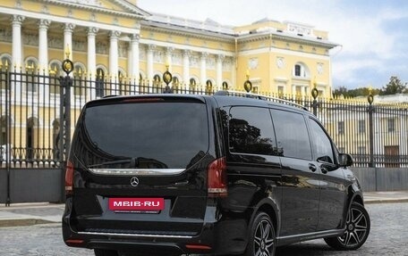 Mercedes-Benz V-Класс, 2018 год, 4 590 000 рублей, 8 фотография